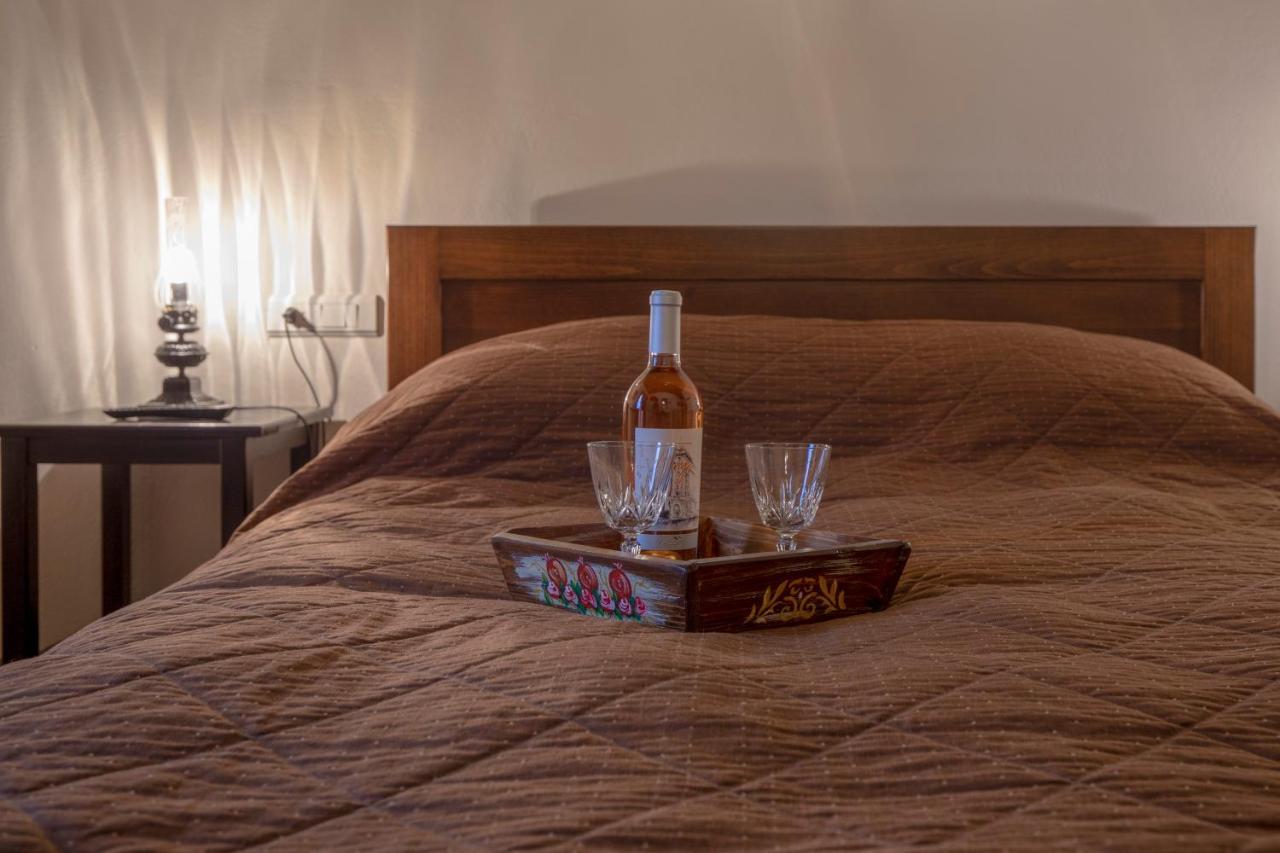 Guesthouse Alexandra Eptálofos 外观 照片