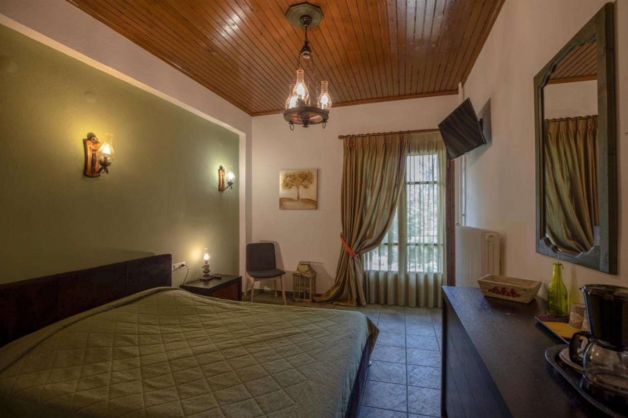 Guesthouse Alexandra Eptálofos 外观 照片