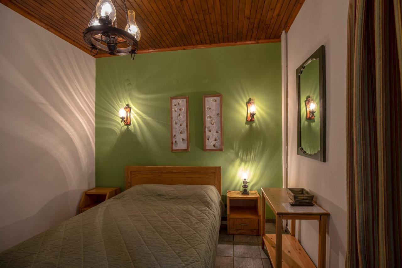 Guesthouse Alexandra Eptálofos 外观 照片