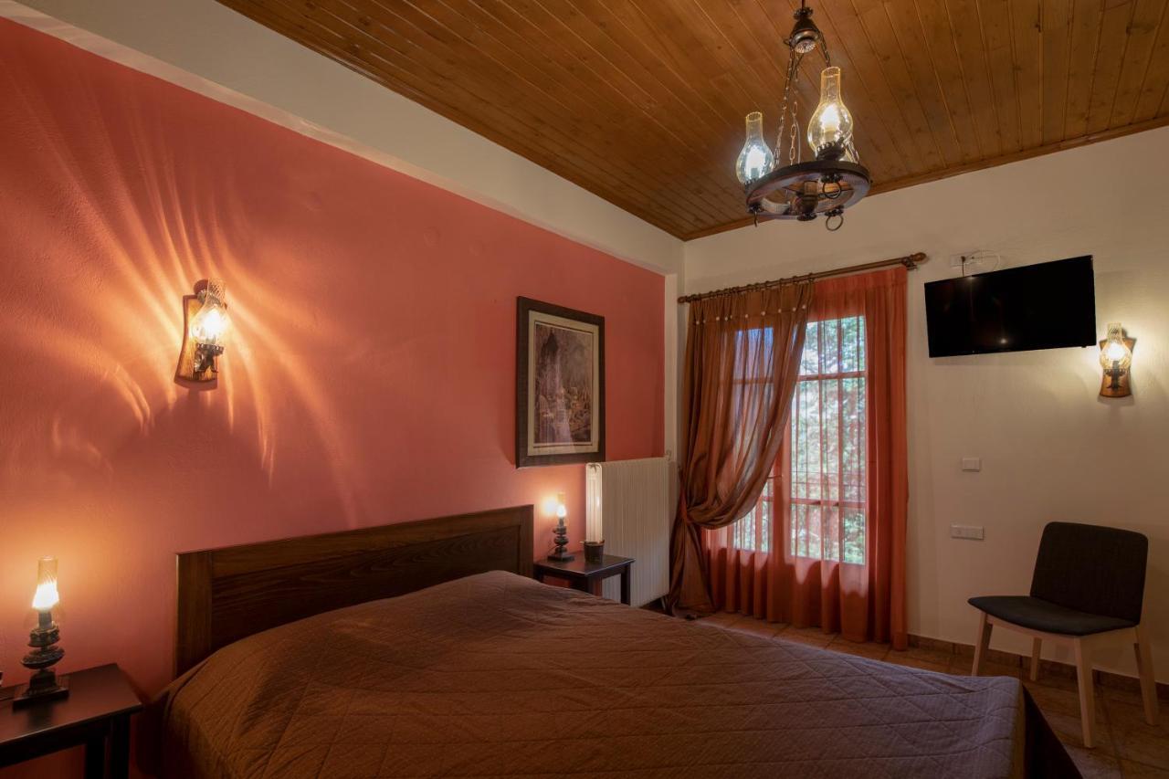 Guesthouse Alexandra Eptálofos 外观 照片