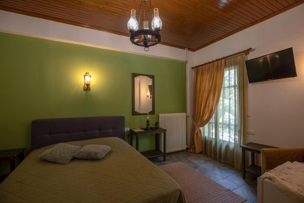 Guesthouse Alexandra Eptálofos 外观 照片