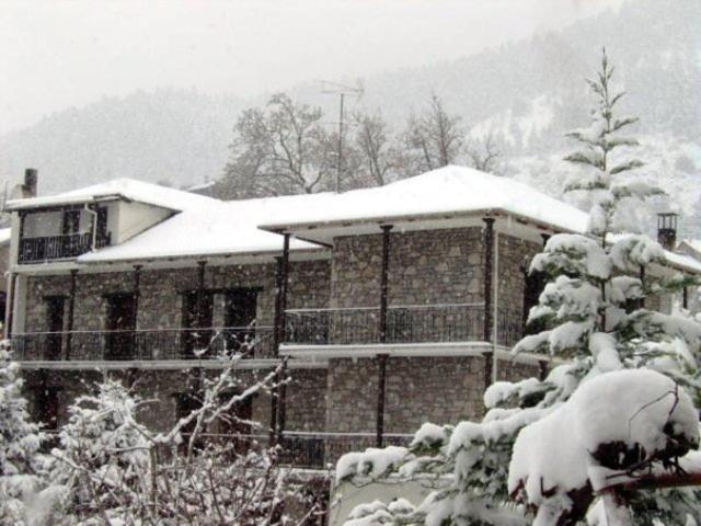 Guesthouse Alexandra Eptálofos 外观 照片