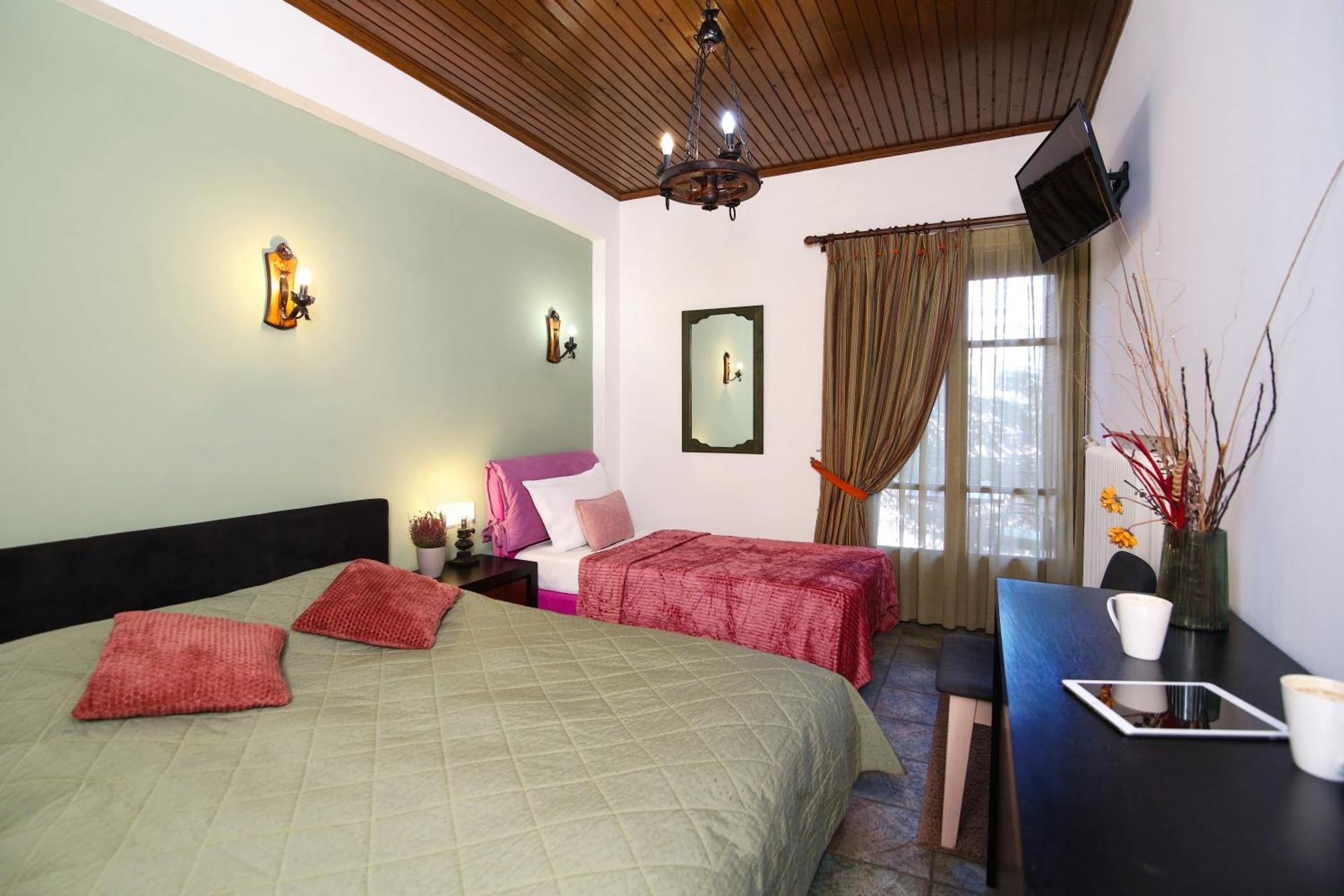 Guesthouse Alexandra Eptálofos 外观 照片